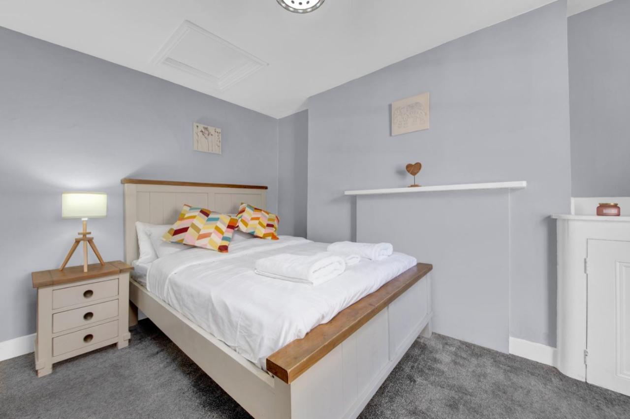 Number 27 Guesthouse Londra Esterno foto