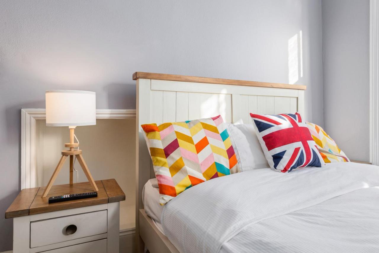 Number 27 Guesthouse Londra Esterno foto