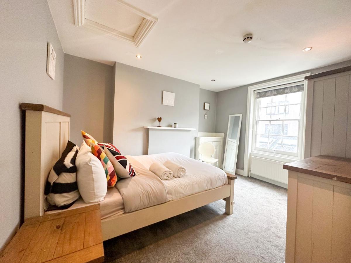 Number 27 Guesthouse Londra Esterno foto